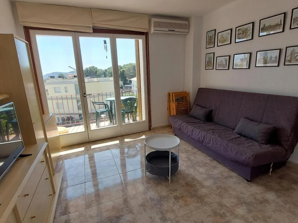 Comodo Apartamento Familiar Cerca De La Playa Con Parking, Aire Acondicionado Y Mascotas Aceptadas - Es-170-82 Llanca