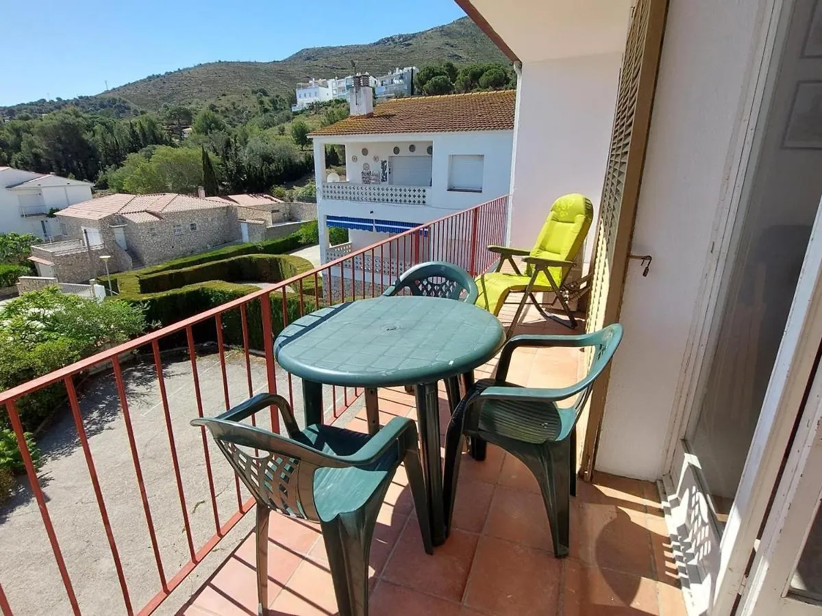 Apartment Comodo Apartamento Familiar Cerca De La Playa Con Parking, Aire Acondicionado Y Mascotas Aceptadas - Es-170-82 Llanca Spain