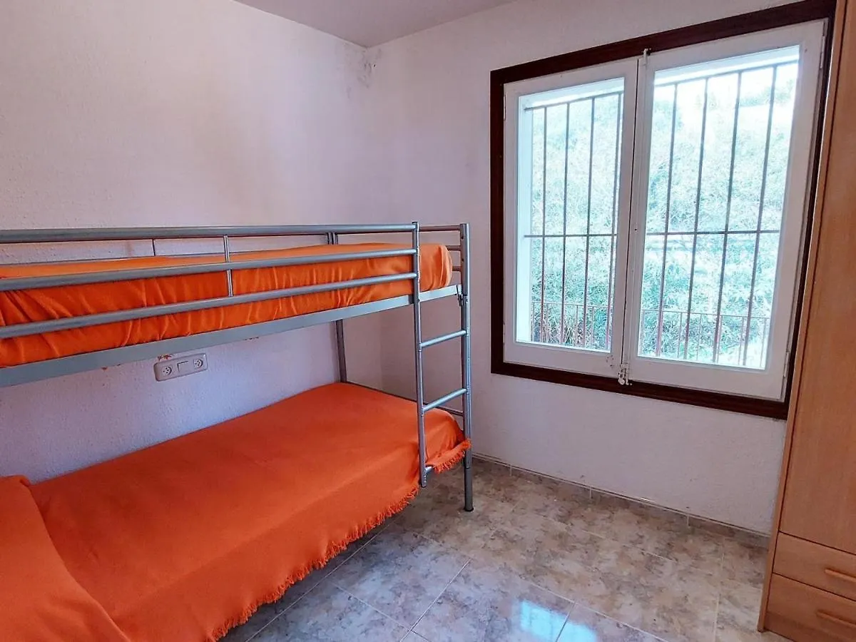 Comodo Apartamento Familiar Cerca De La Playa Con Parking, Aire Acondicionado Y Mascotas Aceptadas - Es-170-82 Llanca 0*,
