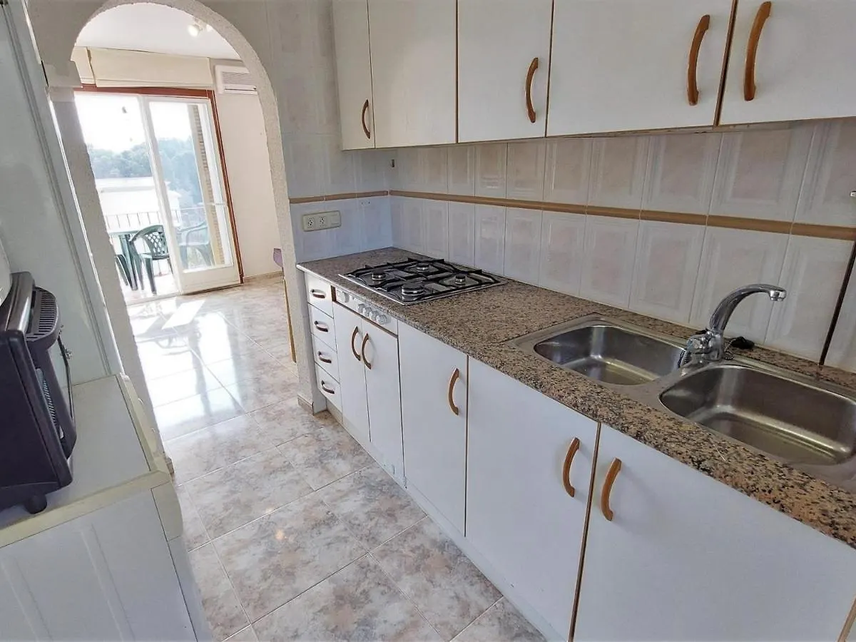 Comodo Apartamento Familiar Cerca De La Playa Con Parking, Aire Acondicionado Y Mascotas Aceptadas - Es-170-82 Llanca
